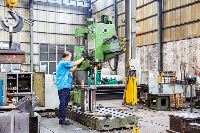 Testliner paper machine during the production process at FRD